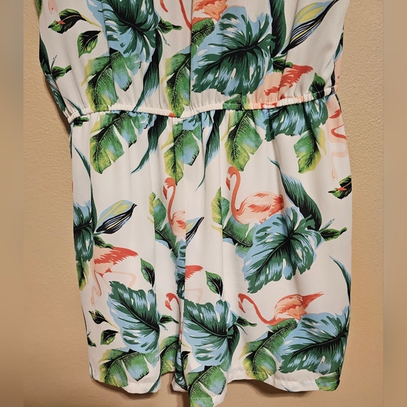 As U Wish Romper White and Pink Tropical Print Size Large  EUC - Picture 5 of 10